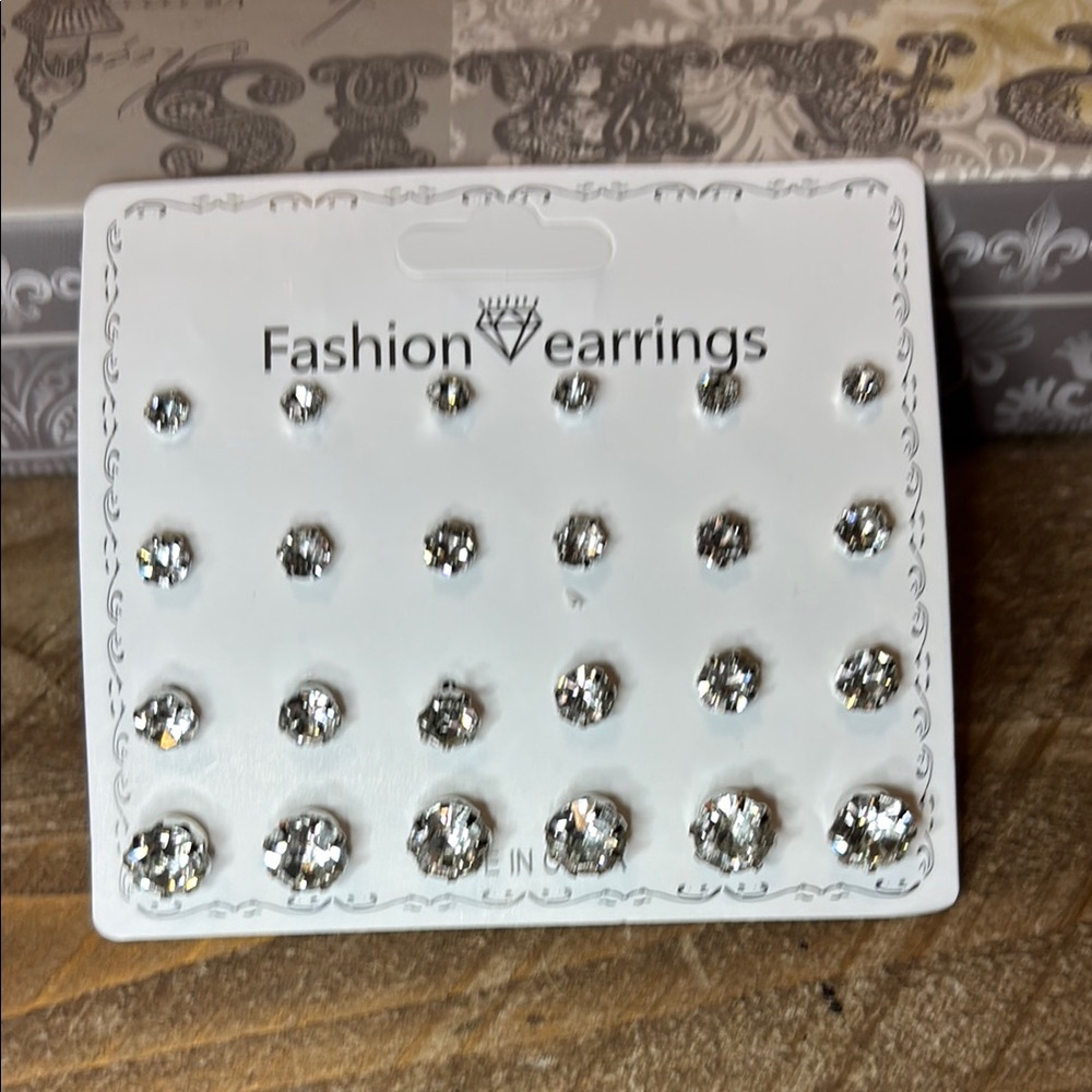 Silver Stud Earrings Set